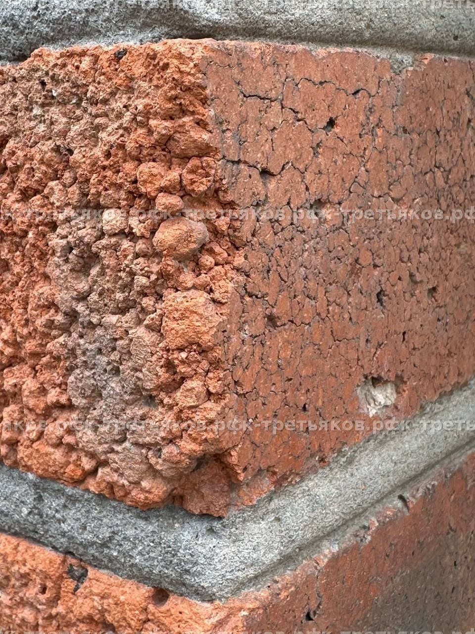 Сравнение сторон кирпича